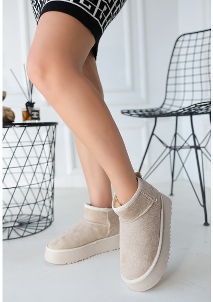 Içi Kürklü Bot Süet Bej Topuk Boyu 4 cm