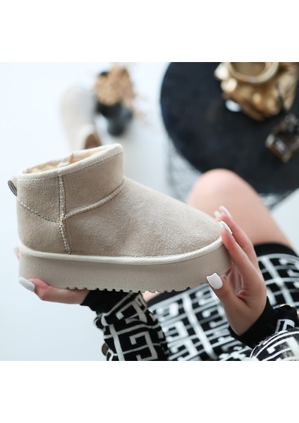 Içi Kürklü Bot Süet Bej Topuk Boyu 4 cm fırsatları