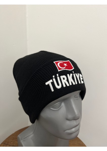 Unisex Türkiye Bayrak Nakışlı Dokuma Bere – Kışlık Şapka Modeli fırsatları