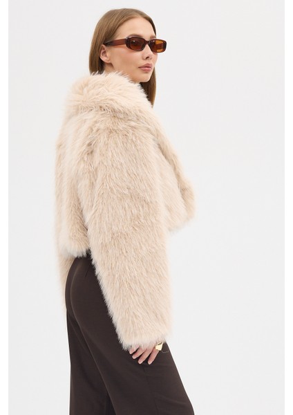 Kadın Premium Yakalı Kısa Suni Kürk fırsatları