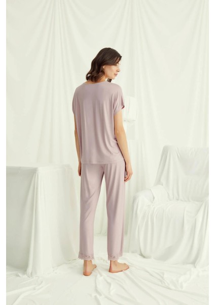 Monamise Kısa Kollu V Yakalı Dantelli Pijama Takımı fırsatları