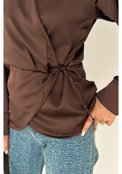 Kadın Saten Yan Bağlamalı Kruvaze Gömlek – Akışkan & Şehirli Stil indirimleri