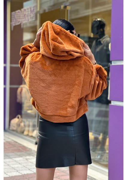 Kadın Crop Boy Yumuşacık Balon Uzun Kol Kapüşonlu Şık Kısa Sweatshirt fiyatları