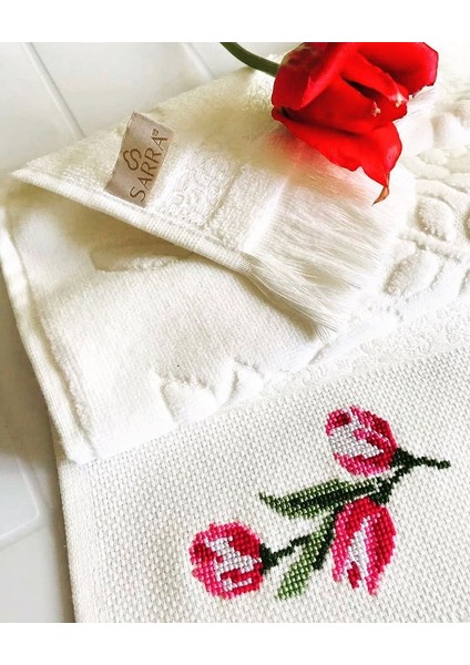 Etamin ve Kanaviçe Işlemelik Havlu - Krem - 30*50 fiyatları