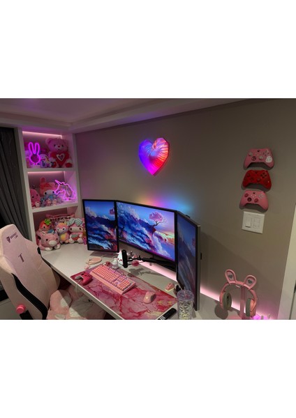 Düşük Poli Kalp Duvar Sanatı (Hafif, Duvar Asılı) modelleri