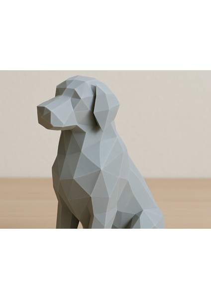 Düşük Poli Oturan Köpek