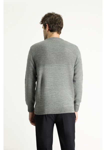 Bisiklet Yaka Slim Fit Dar Kesim Desenli Triko Kazak