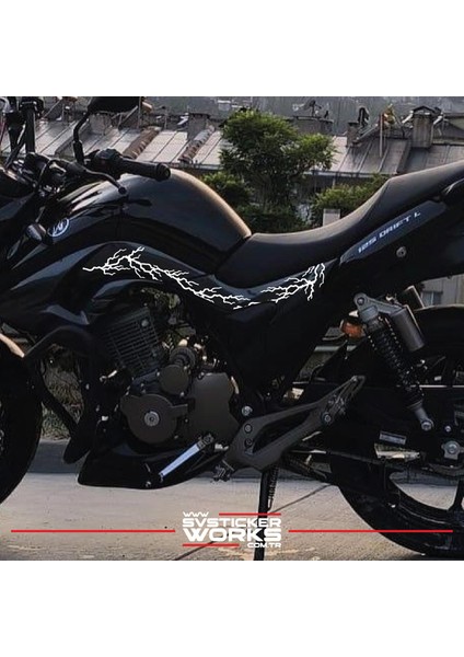 Mondial Drift L Sticker Orta Şase Şimşek Yıldırım Sticker Deseni Dekor Sticker fiyatları