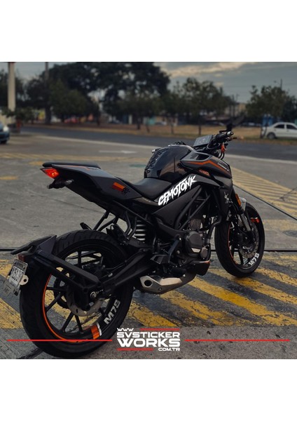 Cfmoto NK250 Sticker Cfmotonk Yazılı Evrensel Grenaj Sticker Dekor Modeli