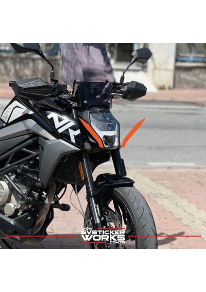 Cfmoto NK250 Ön Kafa Yan Sticker Dekor Şekil Model Sticker
