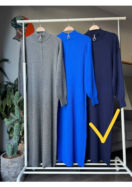 Triko Uzun Kadın Elbise - Boğazı Fermuarlı Triko Uzun Kaliteli Elbise
