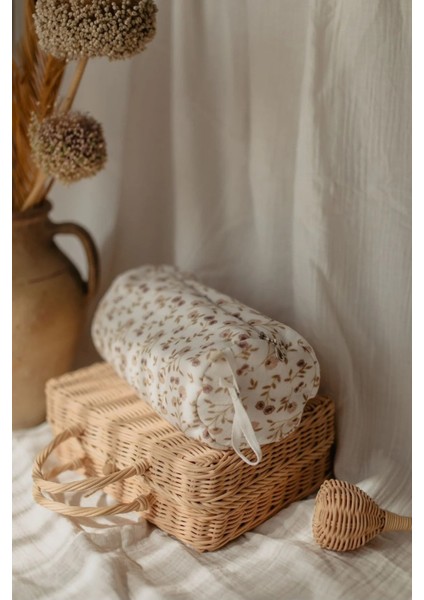 Çiçek Bahçesi 3 ' Lü Müslin Set (Müslin Örtü , Anne Düzenleyici Çanta, Şapka) modelleri