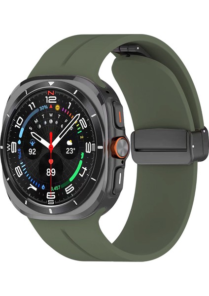 Samsung Galaxy Watch 8 40MM / 44MM / 46MM Classic Kordon - Manyetik Metal Tokalı Güçlü Esnek Silikon
