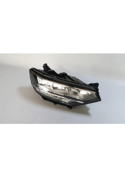 Vw Passat B8,5 2020-2023 Ön Far LED Sağ 3G1941036Q