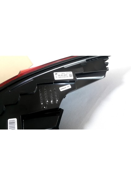 Skoda Superb 3V 2015-2020 Stop Lambası Sağ indirimleri