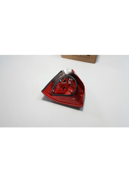Audi A3 8l 1996-2000 Stop Lambası Sağ Depo fırsatları