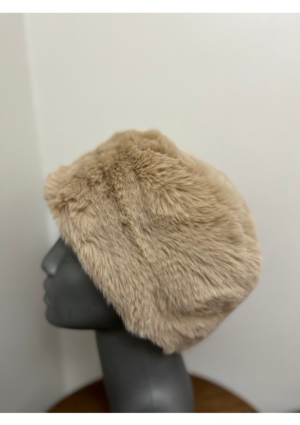 Bej Kadın Kışlık Kalpak Şapka - Peluş Dış, Iç Astar, Sıcak ve Şık (2 Numara 58 Cm) modelleri