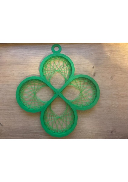 String Art Basit 4 Yaprak Yonca (Özelleştirilebilir Tasarım)
