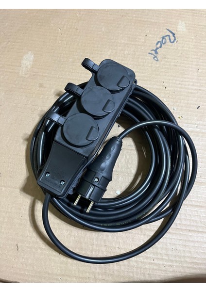Kauçuk Başlıklı 10 Metre Siyah Uzatma Kablosu 3x1,5 mm 3 Yok 8 - 10 M Yok Uzatma Kablosu Yok Siyah T fiyatları