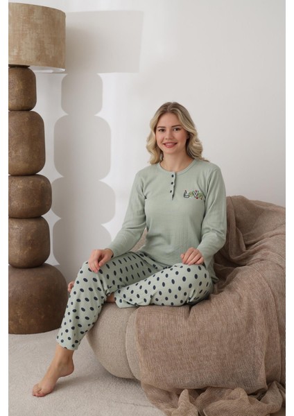 Kadın Pamuk'lu Düğme Yaka Raporlu Interlok Kışlık Pijama Takımı 0111 - 1 Adet