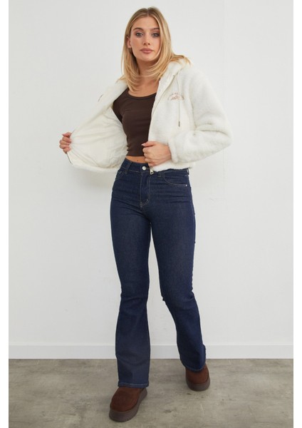 Kapüşonlu Nakışlı Işlemeli Kısa Peluş Mont indirimleri