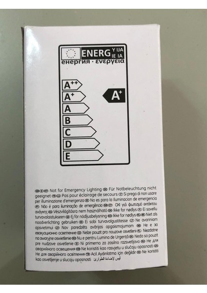 General Elc LED 10W=60W 850 Lümen 6500K Beyaz 25.000 Saat Tekli Beyaz Işık E27 LED Ampul 10 Watt Yok modelleri