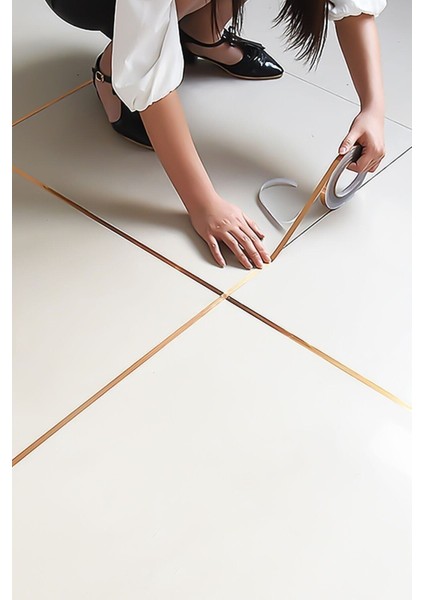 50 Metre Fayans Arası Şerit Dekoratif Yapışkan Renkli Dekor Su Geçirmez Sızdırmaz 1 cm 50 Metre Gold indirimleri