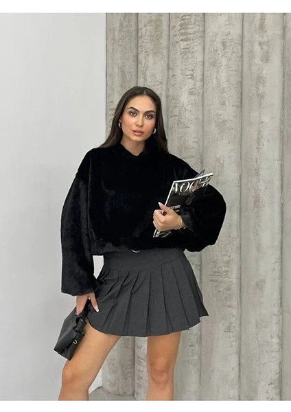 Kadın Crop Boy Yumuşacık Balon Uzun Kol Kapüşonlu Şık Kısa Sweatshirt modelleri