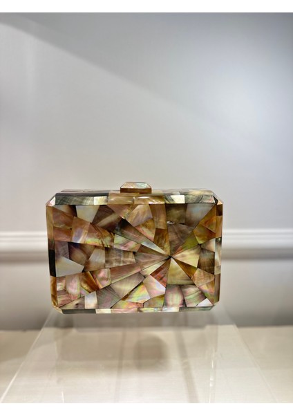 Illusıon LY0101B Sedef El Yapımı Açık Kahverengi-Siyah Çanta