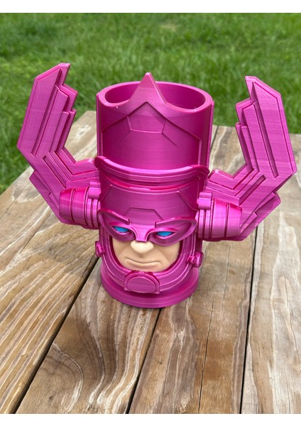 Worlds Patlamış Mısır Kovası Galactus Devourer modelleri