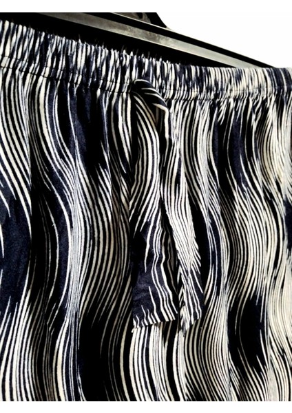 Kadın Bayan Büyük Battal Extra Jumbo Beden Viskon Süet Penye Kumaş 2 Yan Cepli Pantolon Eşofman Altı Pijama Altı 90 130 Kilograma Kadar Olur Bol Likralı Esneyen Kumaş Bel Lastikli Süs Bagcıklı