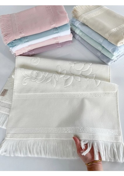 Etamin ve Kanaviçe Işlemelik Havlu - Krem - 50*90