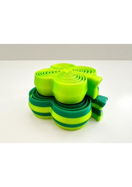 4 Yaprak Yonca Katmanlı Fidget Oyuncak (Özelleştirilebilir Tasarım)