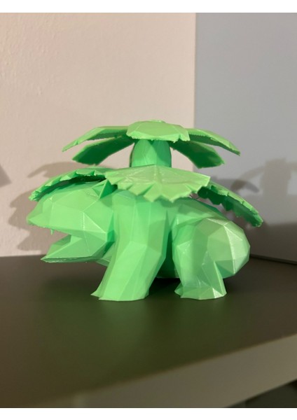 Düşük Poli Venusaur Pokemon