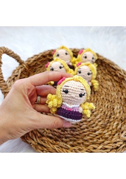 Amigurumi Örgü Rapunzel Anahtarlık Çanta Süsü