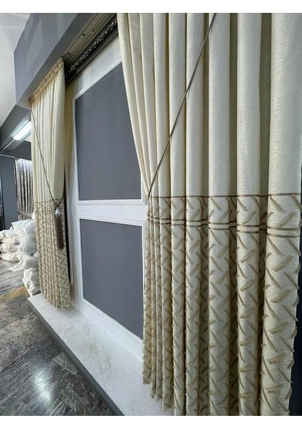 1-3 Sık Pile Pano Fon Perde, Hayran Model Tek Kanat Fon Perde