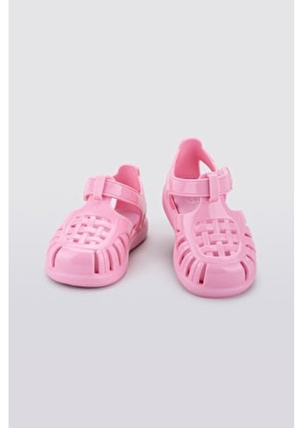 Tobby Gloss Kız Çocuk Parlak Pembe Cırt Cırtlı Sandalet Hafif ve Suya Dayanıklı