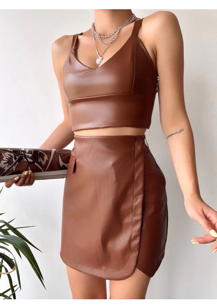 Cep Detaylı Oval Kapaklı Deri Etek Kahve H240048 modelleri