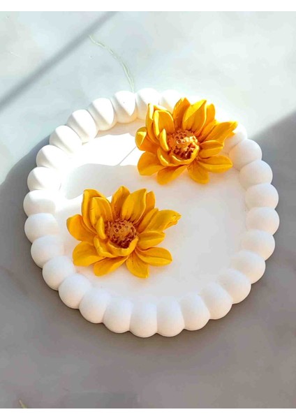 Sun Glow El Yapımı Sarı Lotus Çiçek Küpe - Farklı ve Şık modelleri