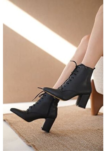 Kadın Candy Topuklu Bağcıklı Bot - Siyah