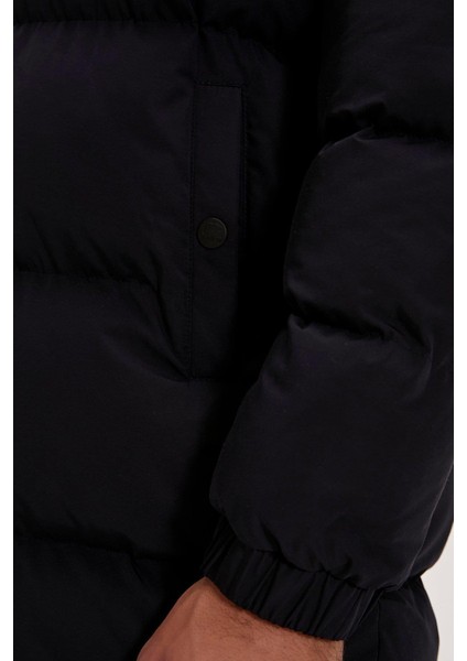 Lincoln Puffer Lacivert Kapüşonlu Erkek Mont