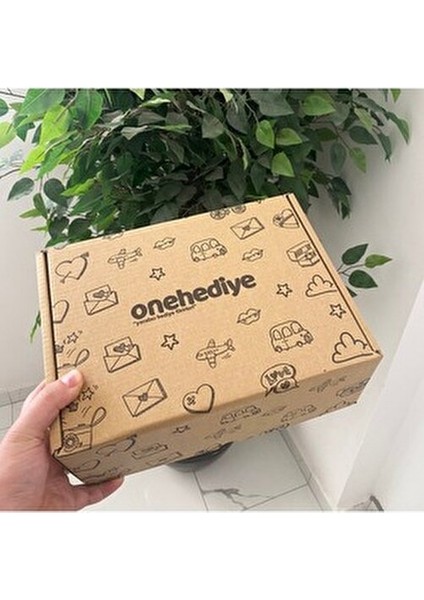 Sevimli Ayıcık ve Kurutulmuş Çiçek Buketi İyi Ki Varsın Hediye Seti