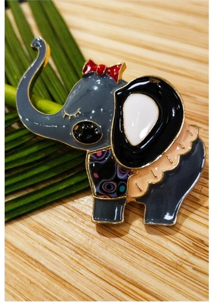 Gri Fil Figürlü Broş