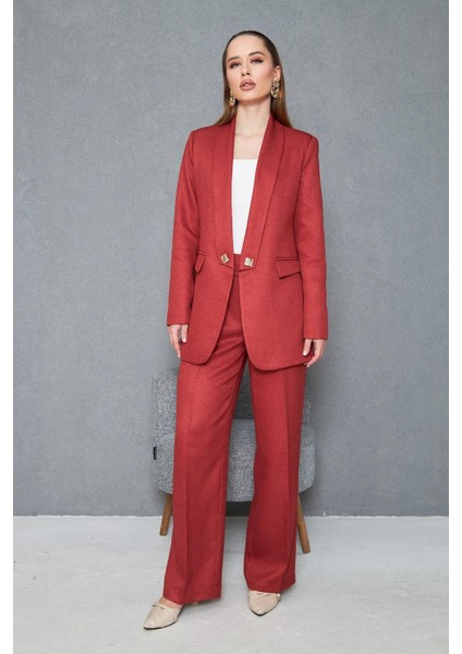 Kare Düğmeli Yünefekt Takım Kırmızı fırsatları