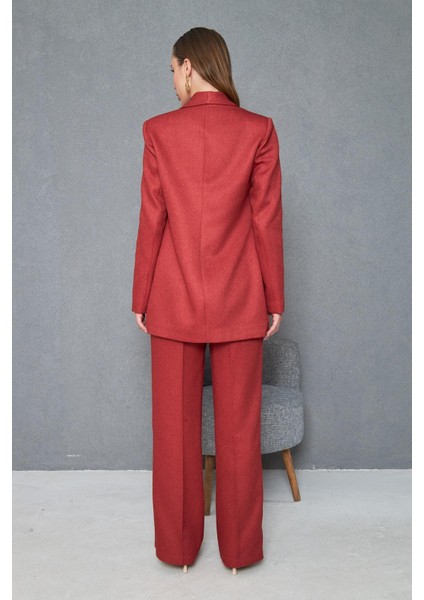 Kare Düğmeli Yünefekt Takım Kırmızı