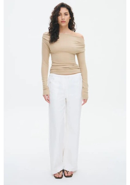 Bej Kadın Off Shoulder Uzun Kollu Bluz MG2567 fırsatları