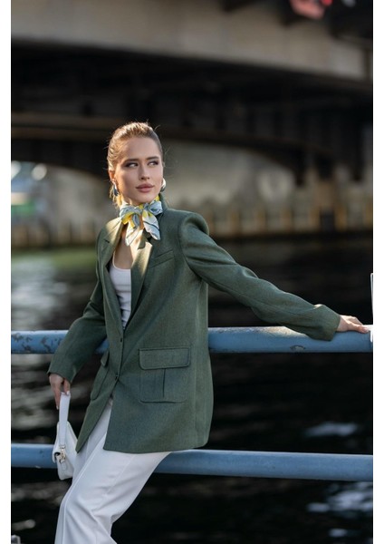 Torba Cepli Iki Düğmeli Yünefekt Ceket Haki fırsatları