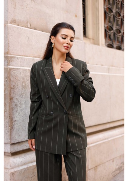 4 Düğmeli Kruvaze Geniş Çizgili Takım Haki