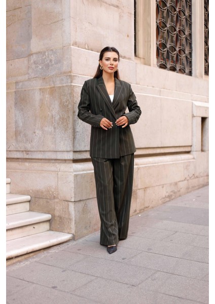 4 Düğmeli Kruvaze Geniş Çizgili Takım Haki fiyatları