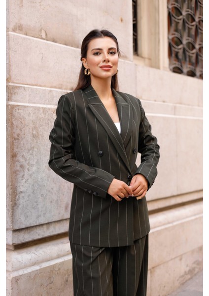 4 Düğmeli Kruvaze Geniş Çizgili Takım Haki indirimleri